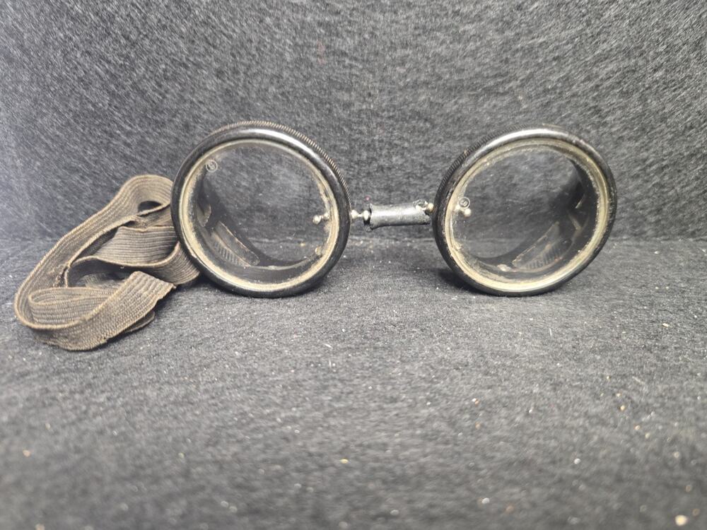 Vintage Sellstrom Safety Goggles Clear Lens Circle S Logo Steampunk Cyberpunk